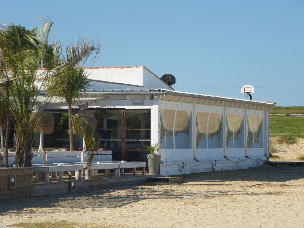 ré tour de plage Saint-Martin-de-Ré Extérieur photo